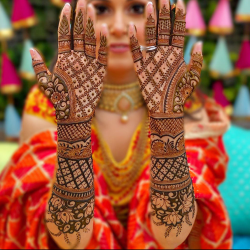 Mehndi Designer In Zirakpur