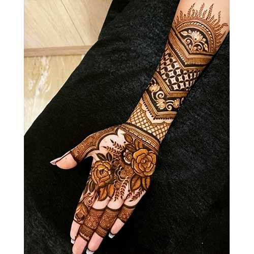 Mehndi Artist In Zirakpur